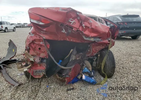 2017 Hyundai Elantra Se z USA, uszkodzony, nr VIN 5NPD84LF5HH133353